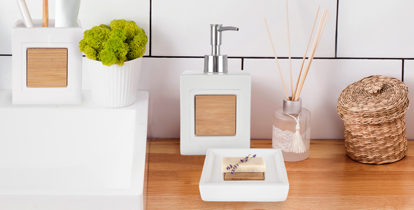 PRAKTICKÉ DOPLNKY, KTORÉ ZÚTULNIA KÚPEĽŇU