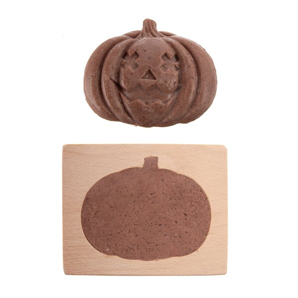 Formička vytlačovaná tekvica