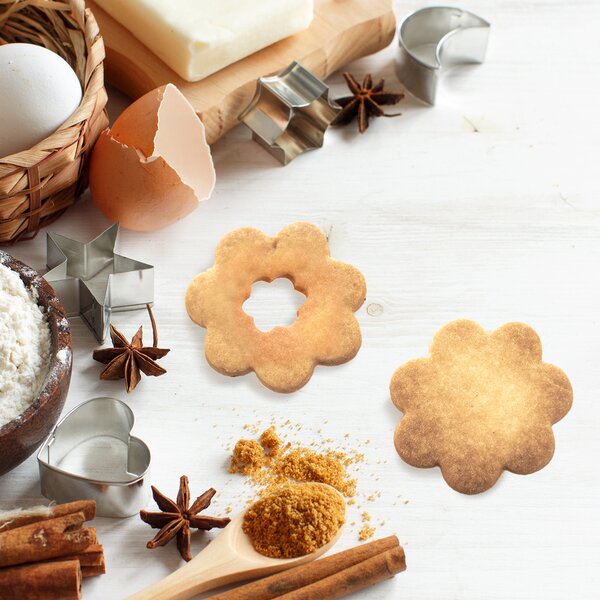 Vykrajovačka KVET sada 2 ks