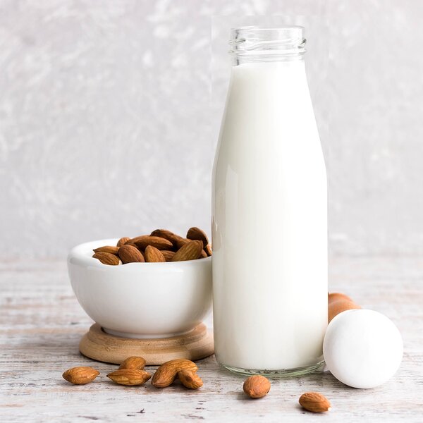 Fľaša s viečkom 1 l