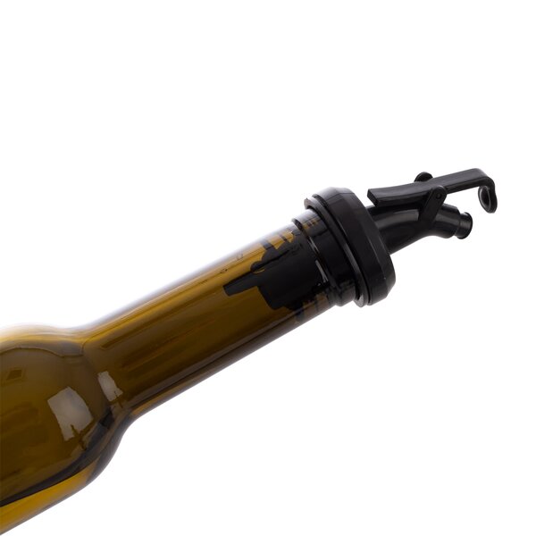 Fľaša s uzáverom a dávkovačom