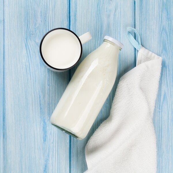 Fľaša s viečkom 1 l