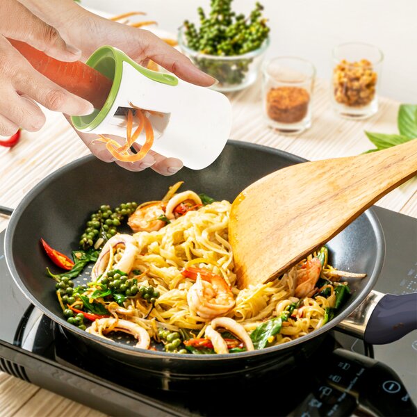 Krájač zeleniny otočný 3v1