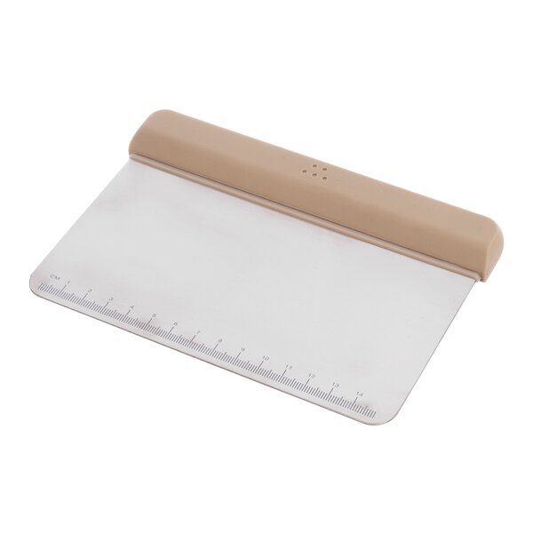 Krájač-špachtľa kuchynská