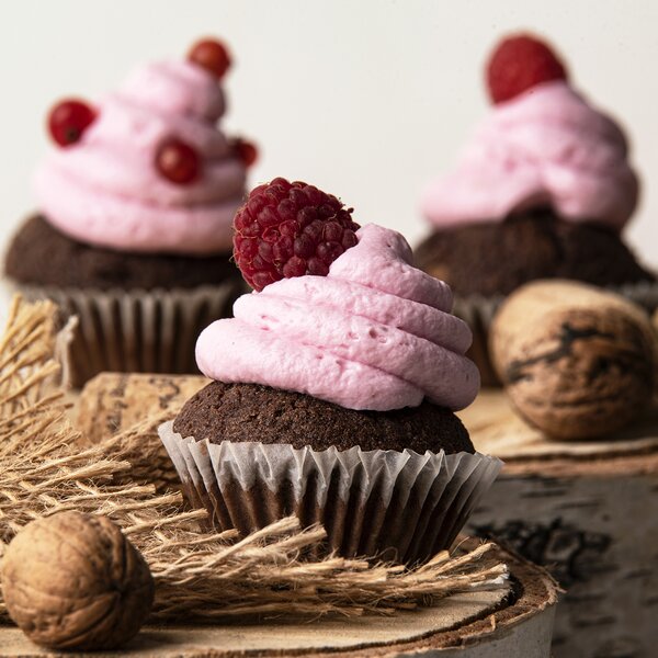 Zdobiaca špička široká