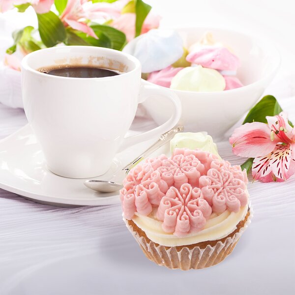 Zdobiaca špička kvetina