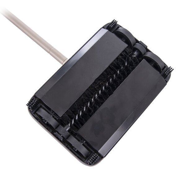 Mechanický zametač Bristle