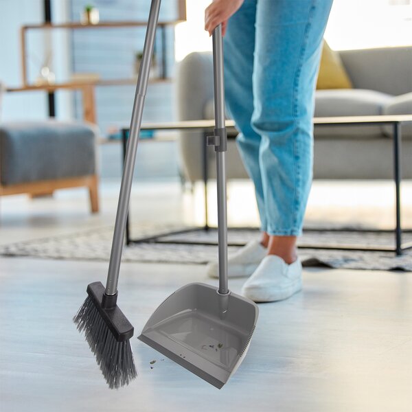 Zmeták s palicou a lopatkou sklápací