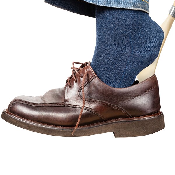 Obúvacia lyžica na topánky so škrabátkom