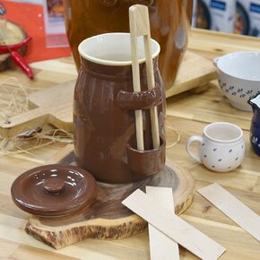 Nakladací hrniec s kliešťami zelák 2,5 l