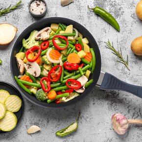 Panvica DIAMANT pr. 26 cm