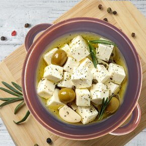 Hrniec na sadlo s vekom 0,34 l