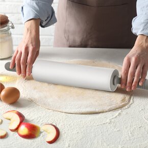 Valček na cesto 23 cm