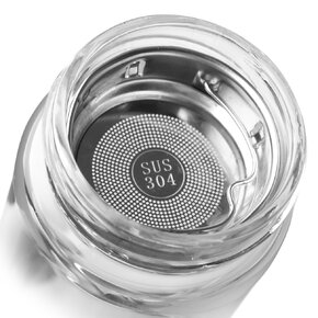 Nápojová fľaša s viečkom a sitkom 0,5 l