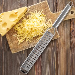 Strúhadlo ploché hrubé s rukoväťou