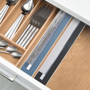 Kuchynský zásobník s prísavkami