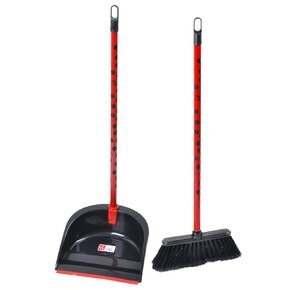 Zmeták s palicou a lopatkou lienka